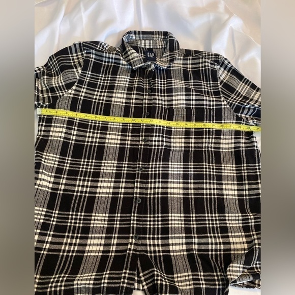 Gap Buffalo Plaid Flannel Button Down EUC size XL - Picture 8 of 11